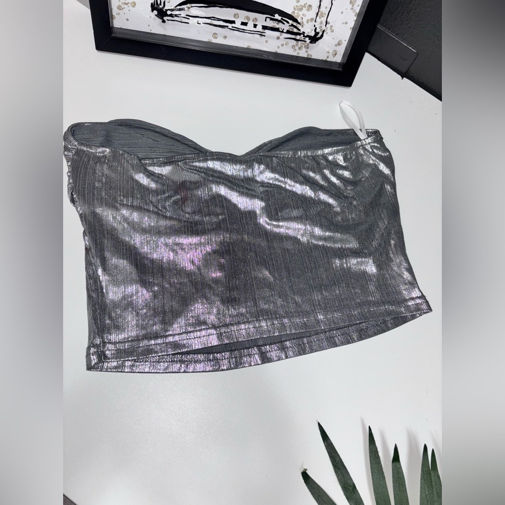 SHEIN SXY backless bustier metallic crop top size M - Picture 4 of 5